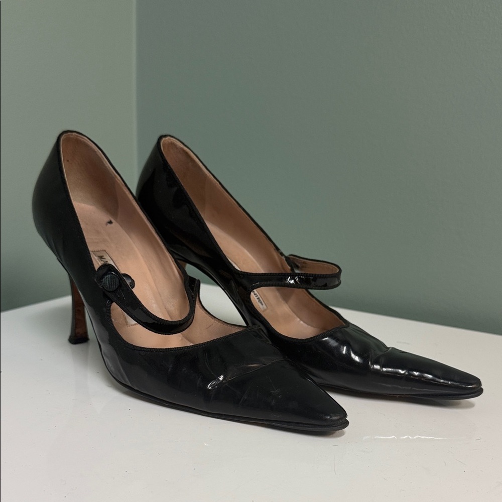 Manolo Blahnik Camparinew Pointed Toe Mary Jane Pump